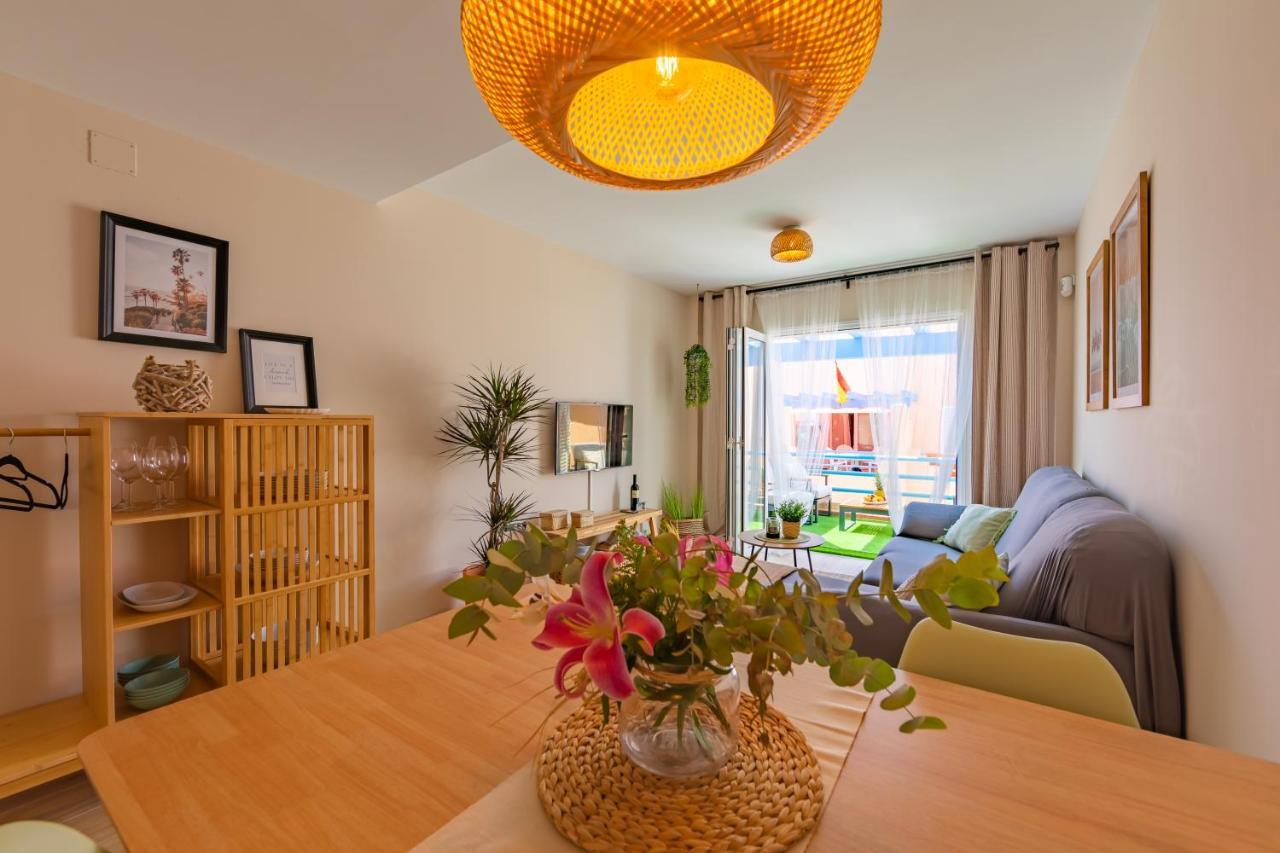 Beachfront, Pool, Terrace, Garage & Fibre Internet Tarifa Esterno foto