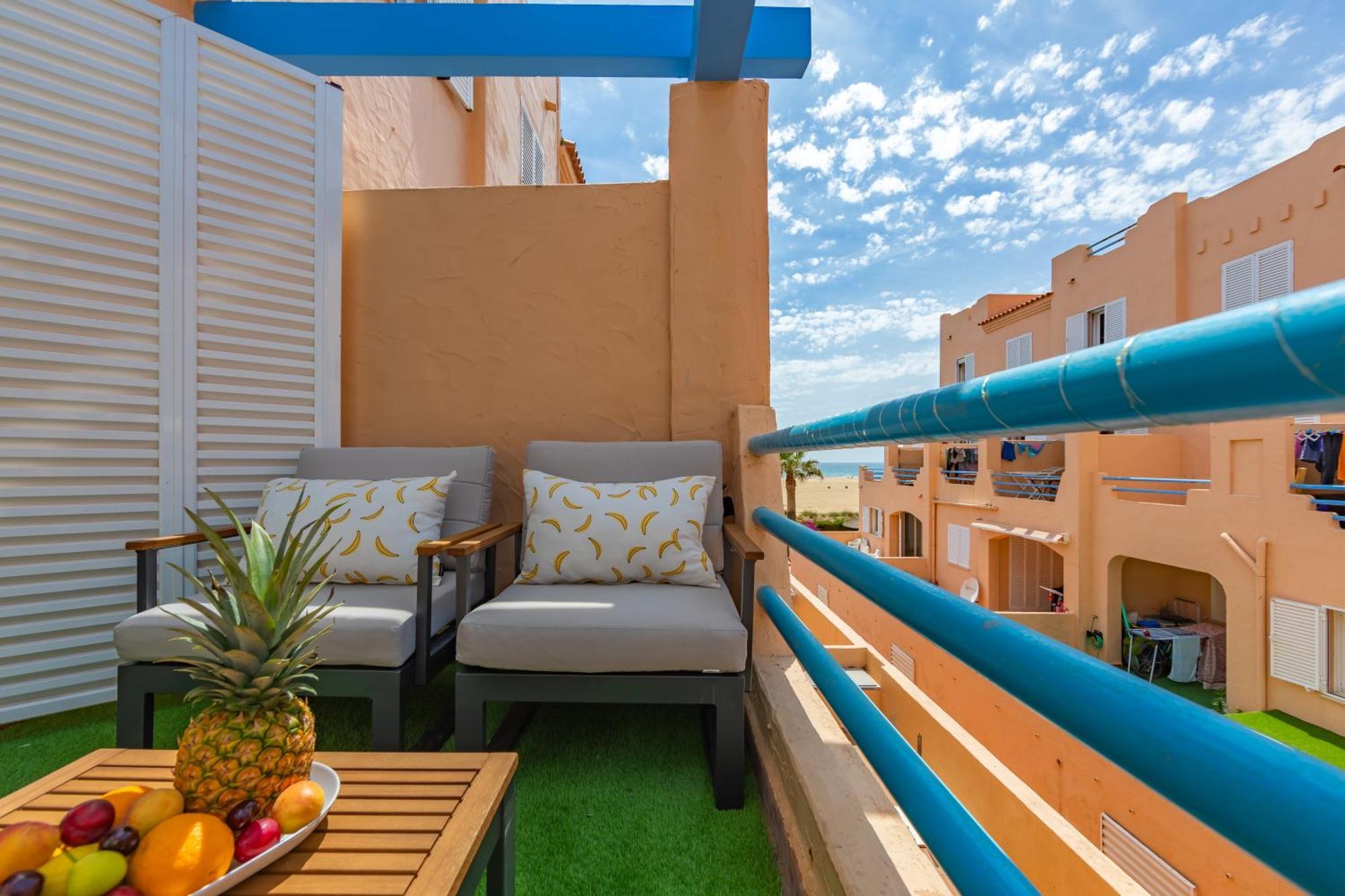 Beachfront, Pool, Terrace, Garage & Fibre Internet Tarifa Esterno foto